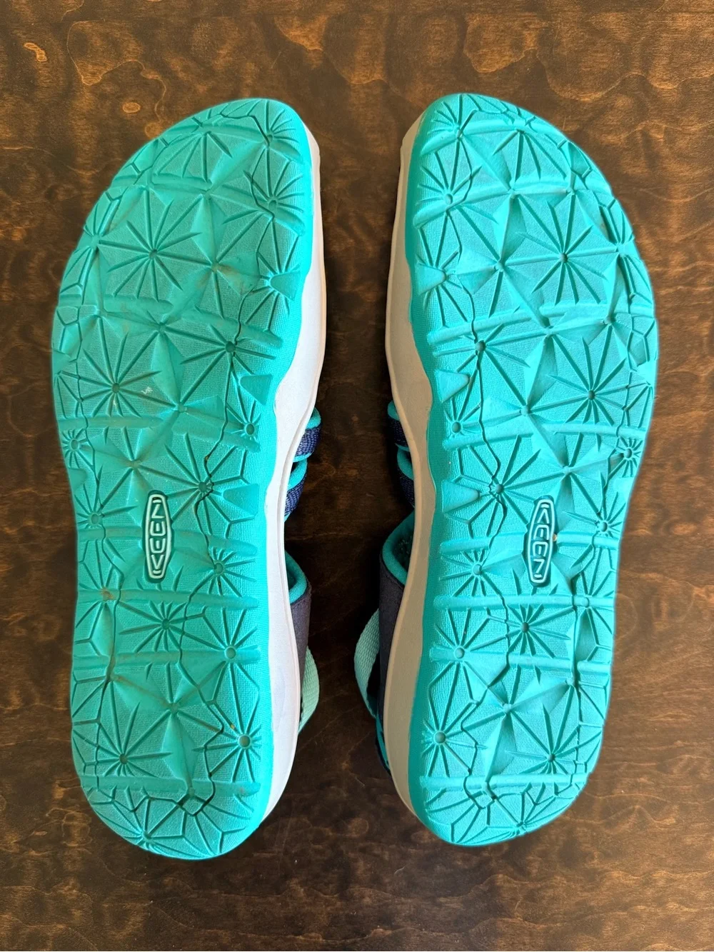 Keen Kids Size 5 Water Shoes